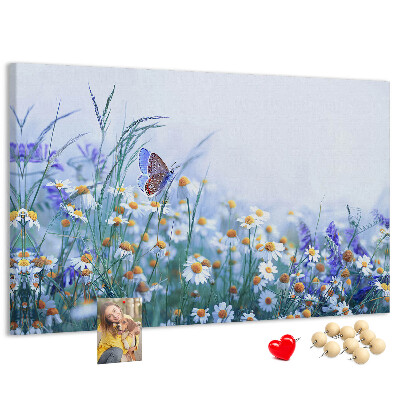 Lavagna di sughero con motivo a prato con farfalle e fiori