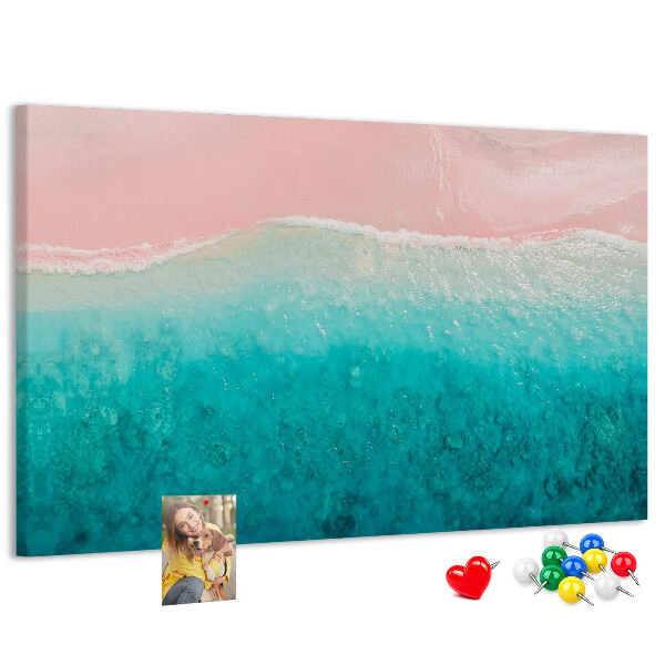 Lavagna di sughero con stampa onde oceaniche su sfondo rosa