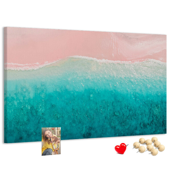 Lavagna di sughero con stampa onde oceaniche su sfondo rosa