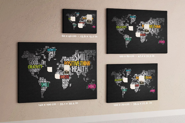 Lavagna di sughero mappa del mondo con slogan motivazionali