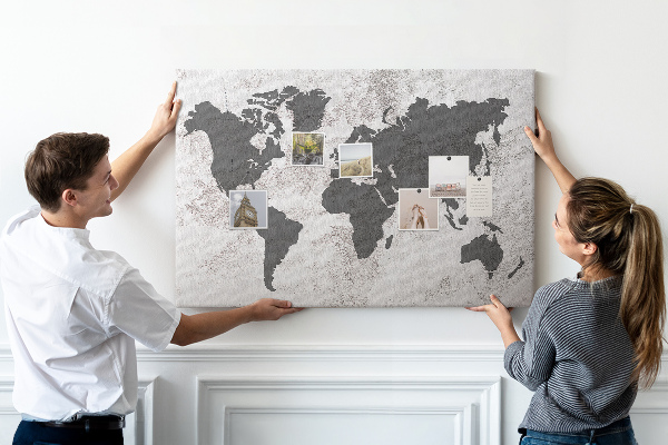 Bacheca in sughero mappa del mondo elegante in diverse tonalità di grigio