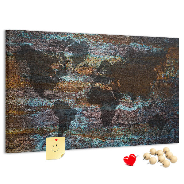 Lavagna di sughero mappa del mondo su sfondo rustico