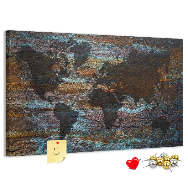 Lavagna di sughero mappa del mondo su sfondo rustico