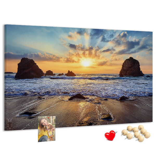 Lavagna di sughero con stampa tramonto sul mare calmo