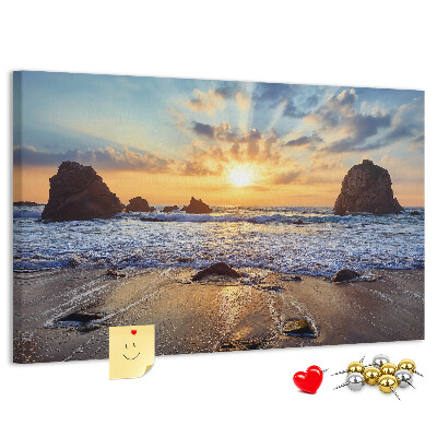 Lavagna di sughero con stampa tramonto sul mare calmo