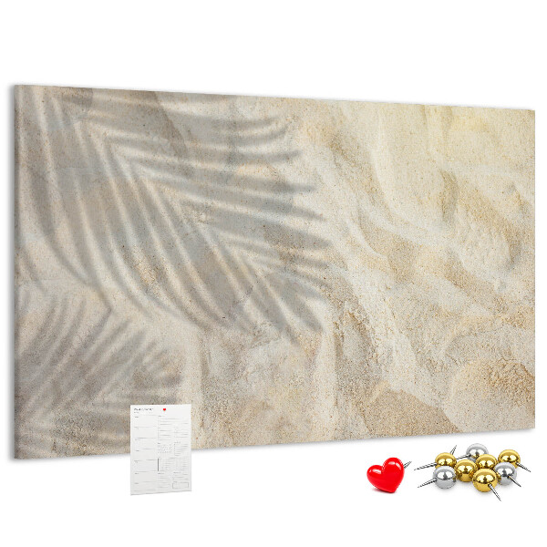Bacheca in sughero con stampa di sabbia calda e ombre delicate