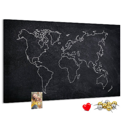 Lavagna di sughero mappa del mondo su sfondo lavagna
