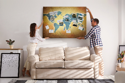 Bacheca in sughero con mappa del mondo su sfondo carta marrone