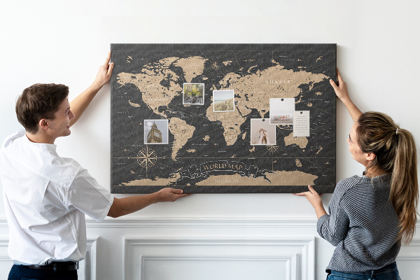 Bacheca in sughero mappa del mondo nera con dettagli dorati