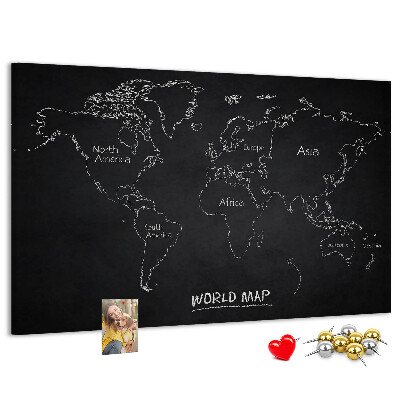 Lavagna di sughero mappa del mondo su sfondo nero