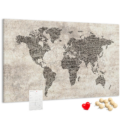 Lavagna di sughero mappa del mondo con texture di giornale