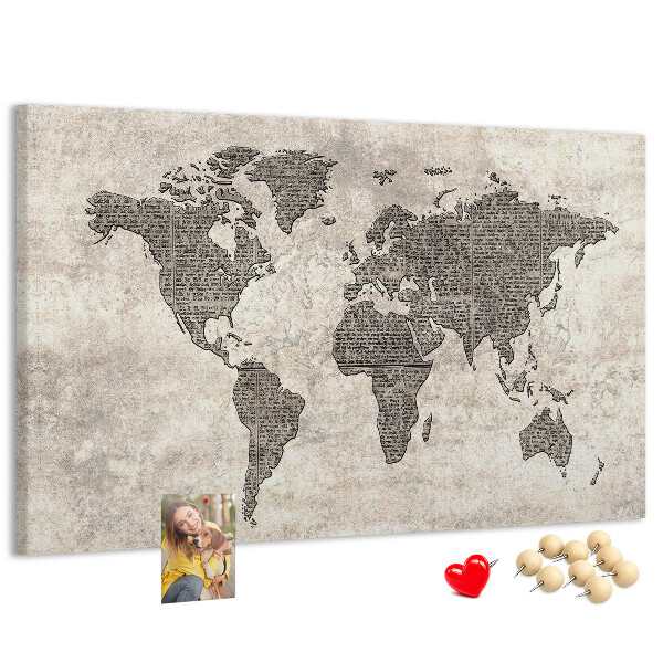 Lavagna di sughero mappa del mondo con texture di giornale