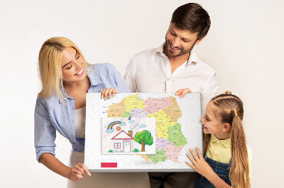 Lavagna di sughero mappa della Polonia con suddivisione amministrativa