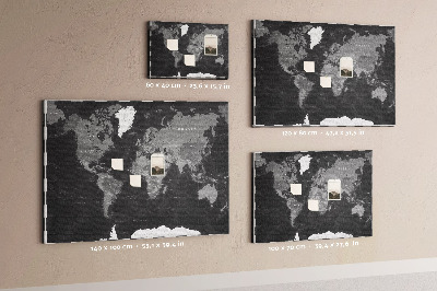 Lavagna di sughero mappa del mondo nera con contorni dei paesi