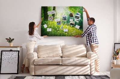 Bacheca in sughero con stampa foresta verde e fiori di tarassaco