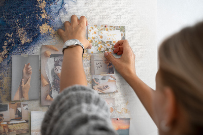Bacheca in sughero con stampa motivo astratto in diverse tonalità di blu