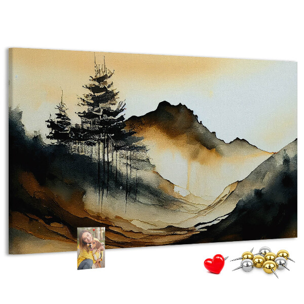 Bacheca in sughero con stampa di paesaggio montano pittoresco con alberi