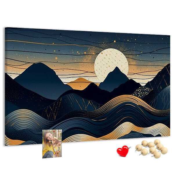 Lavagna di sughero con stampa di un paesaggio montano illuminato di notte