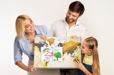 Lavagna di sughero con mappa del mondo astratta dai colori caldi