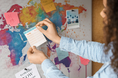 Bacheca in sughero mappa del mondo con design ad acquerello dai colori vivaci