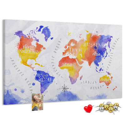 Lavagna di sughero mappa del mondo colorata in stile acquerello