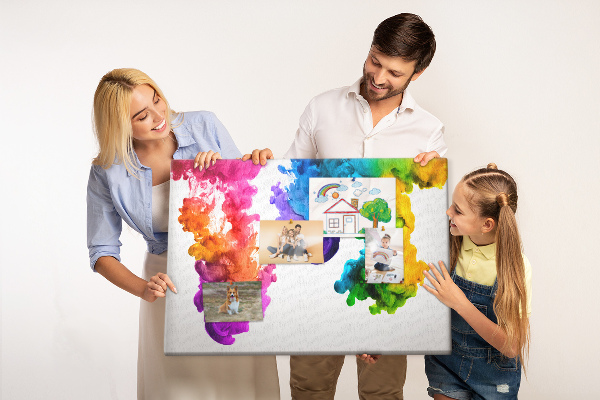 Bacheca in sughero con design a nuvole di pittura colorata in movimento