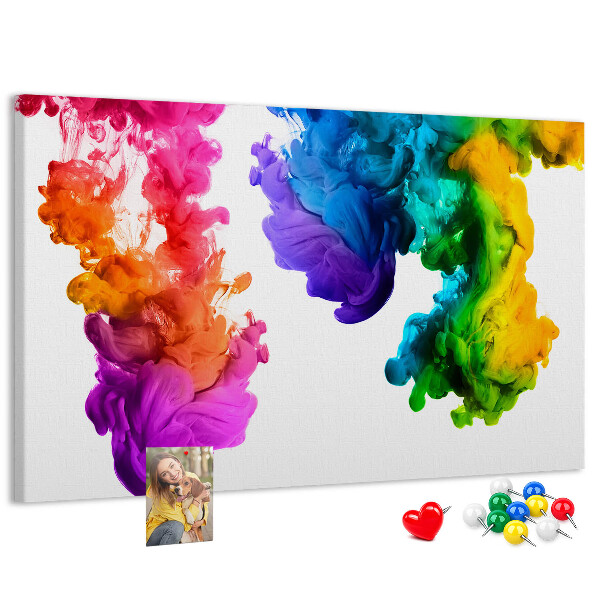Bacheca in sughero con design a nuvole di pittura colorata in movimento