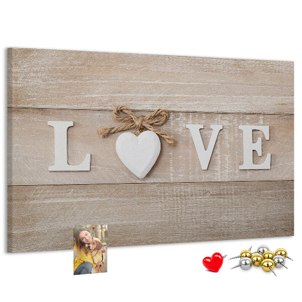 Lavagna di sughero con lettere in legno a forma di cuore