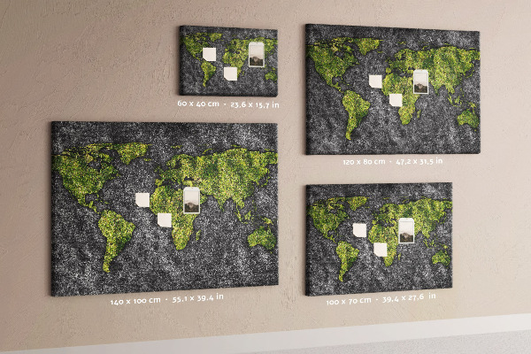 Bacheca in sughero mappa del mondo verde su sfondo grigio