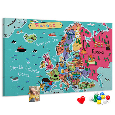 Lavagna di sughero mappa colorata dell'Europa con i nomi dei paesi