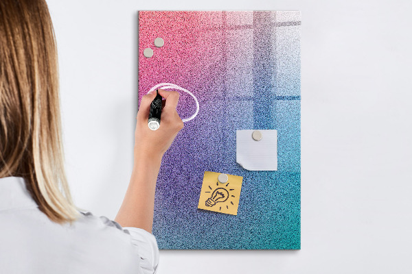 Lavagna magnetica scrivibile Una lavagna colorata per appunti e foto.