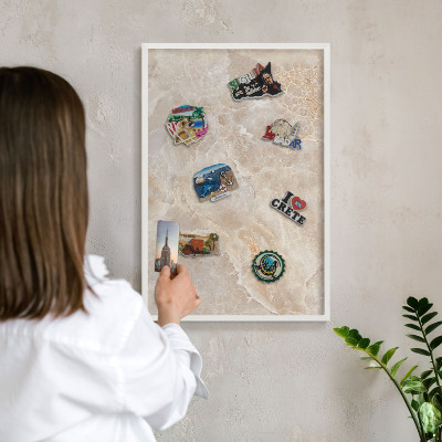 Lavagna magnetica da parete per calamite di colore bianco Marmo color crema