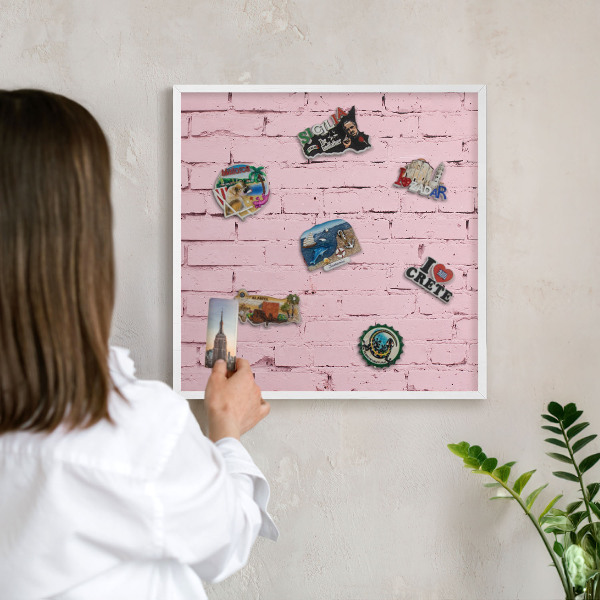 Lavagna magnetica stampata per calamite con cornice bianca Mattone rosa