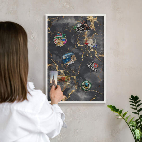 Lavagna magnetica da parete per calamite di colore bianco Vene delicate
