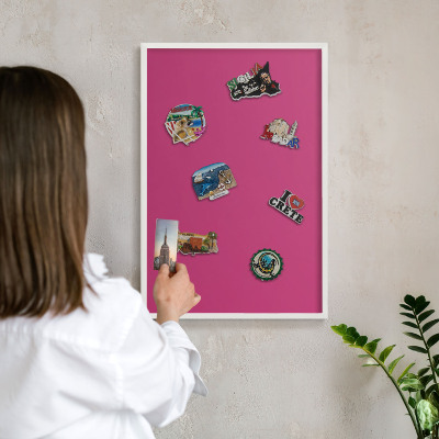 Lavagna magnetica da parete per calamite di colore bianco Rosa intenso