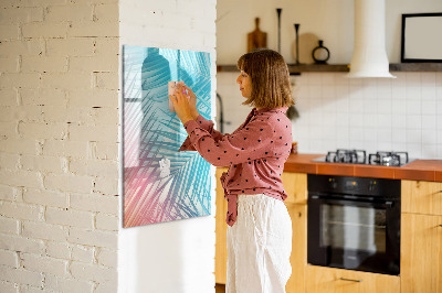 Lavagna magnetica con pennarelli Sfondo con palme e foto da appuntare