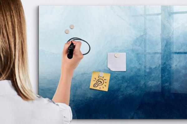 Lavagna magnetica scrivibile Uno spazio per ricordi e appunti creativi.