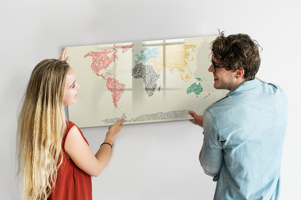 Lavagna magnetica con pennarelli Mappa del mondo con luoghi e foto