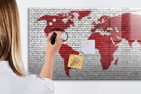 Lavagna magnetica scrivibile Mappa del mondo con indicazione delle posizioni delle foto
