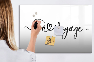 Lavagna magnetica scrivibile Uno spazio creativo per ricordi e fotografie.