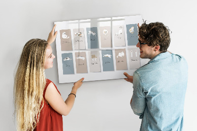 Lavagna magnetica scrivibile Un calendario creativo per ogni stagione.