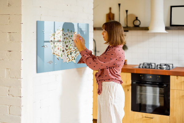 Lavagna magnetica con pennarelli Mappa naturalistica della Polonia con i luoghi ideali per scattare foto.