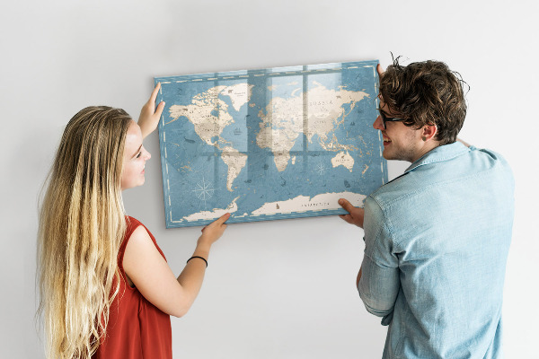 Lavagna magnetica scrivibile Una mappa del mondo con ricordi personali