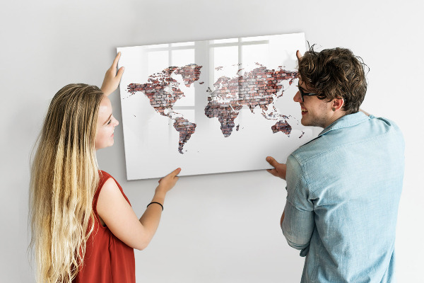 Lavagna magnetica con pennarelli Mappa del mondo con indicazione delle posizioni delle foto