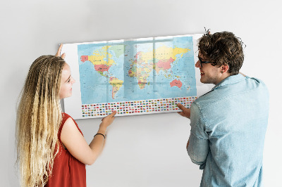 Lavagna magnetica con pennarelli Mappa del mondo con i luoghi da segnare