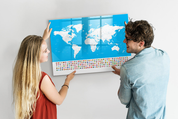 Lavagna magnetica con pennarelli Mappa del mondo con indicazione delle posizioni delle foto