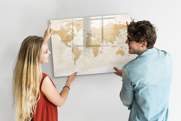 Lavagna magnetica con pennarelli Mappa di viaggio con i luoghi da segnare