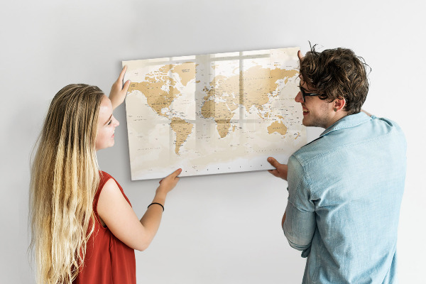 Lavagna magnetica con pennarelli Mappa di viaggio con i luoghi da segnare