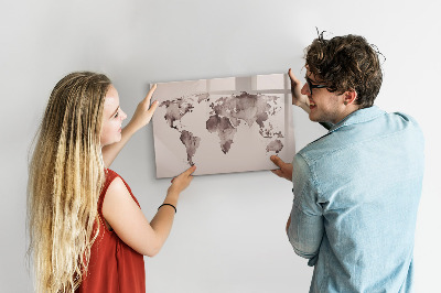 Lavagna magnetica con pennarelli Una mappa del mondo con ricordi personali