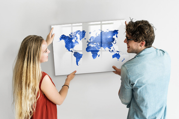 Lavagna magnetica con pennarelli Mappa del mondo con indicazione delle posizioni delle foto